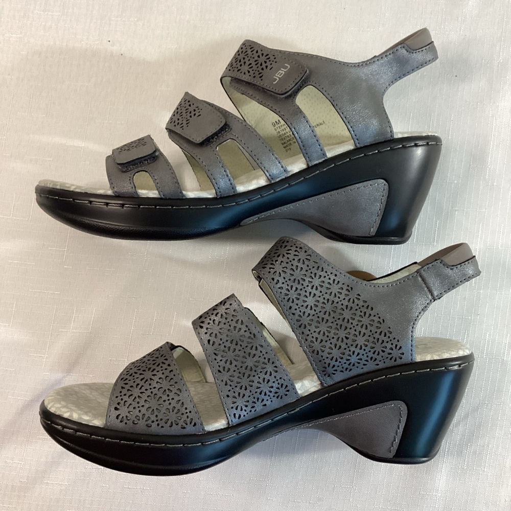 JBU Jambu Women's Charcoal Gray Strappy Sandals NWT Size 9 - Picture 11 of 14